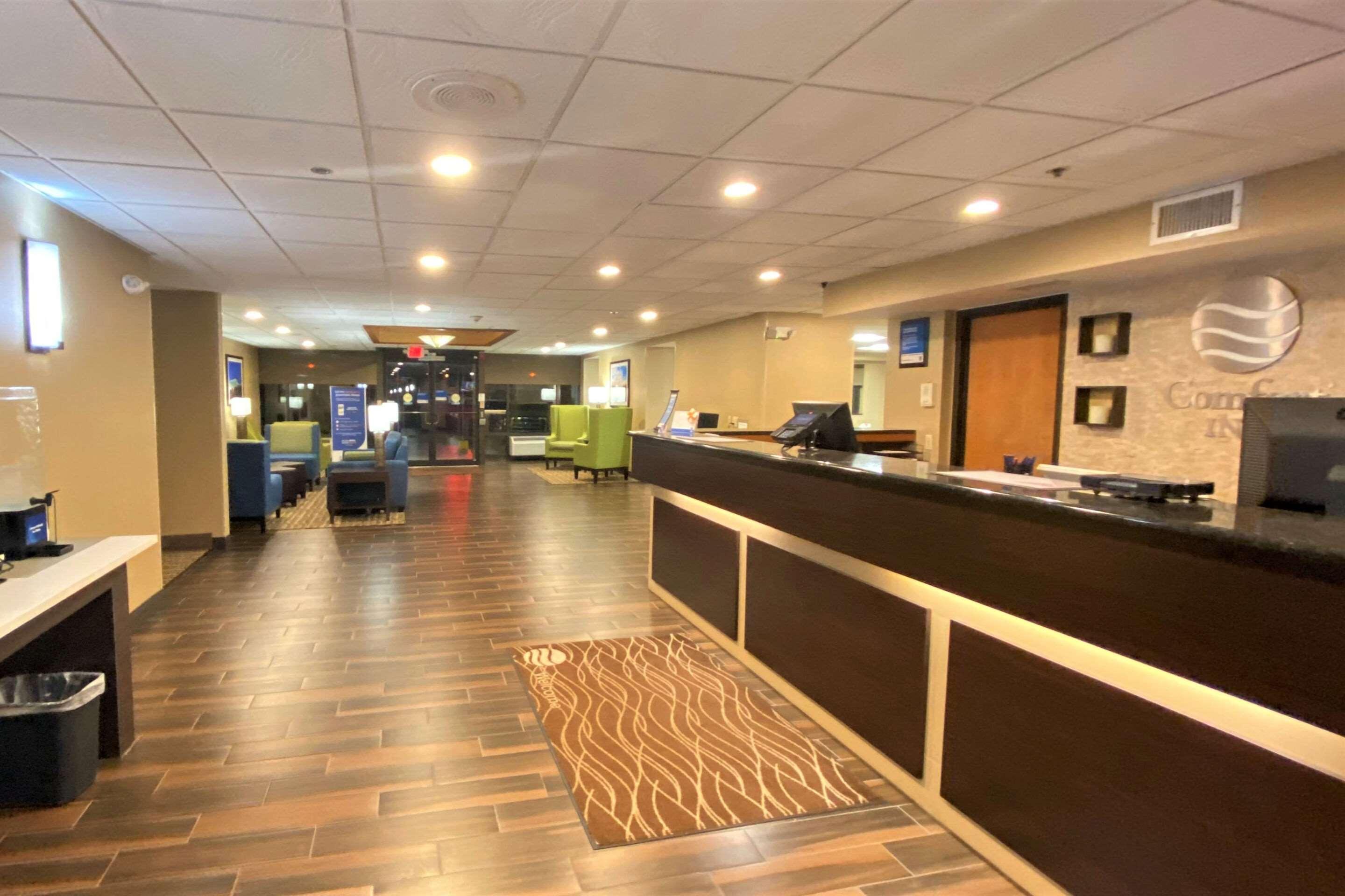 华盛顿杜勒斯国际凯富酒店 赫恩登 外观 照片
